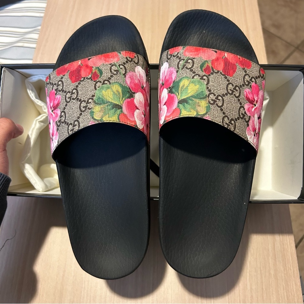 Gucci Slides Supreme Blooms Floral Women’s Size 7